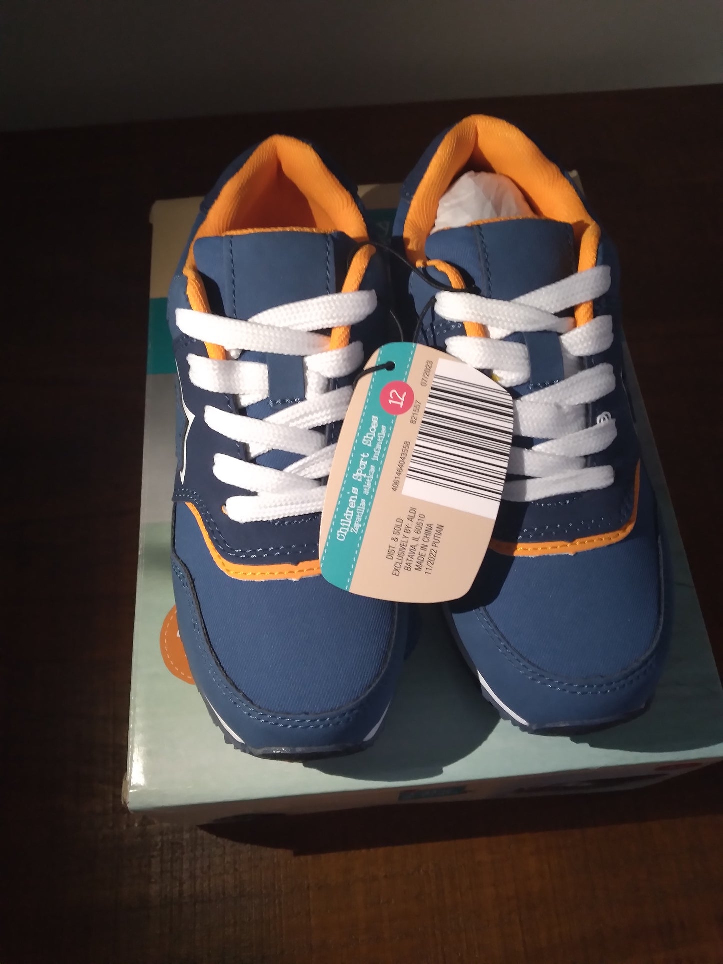 Kids Sneaker ๐