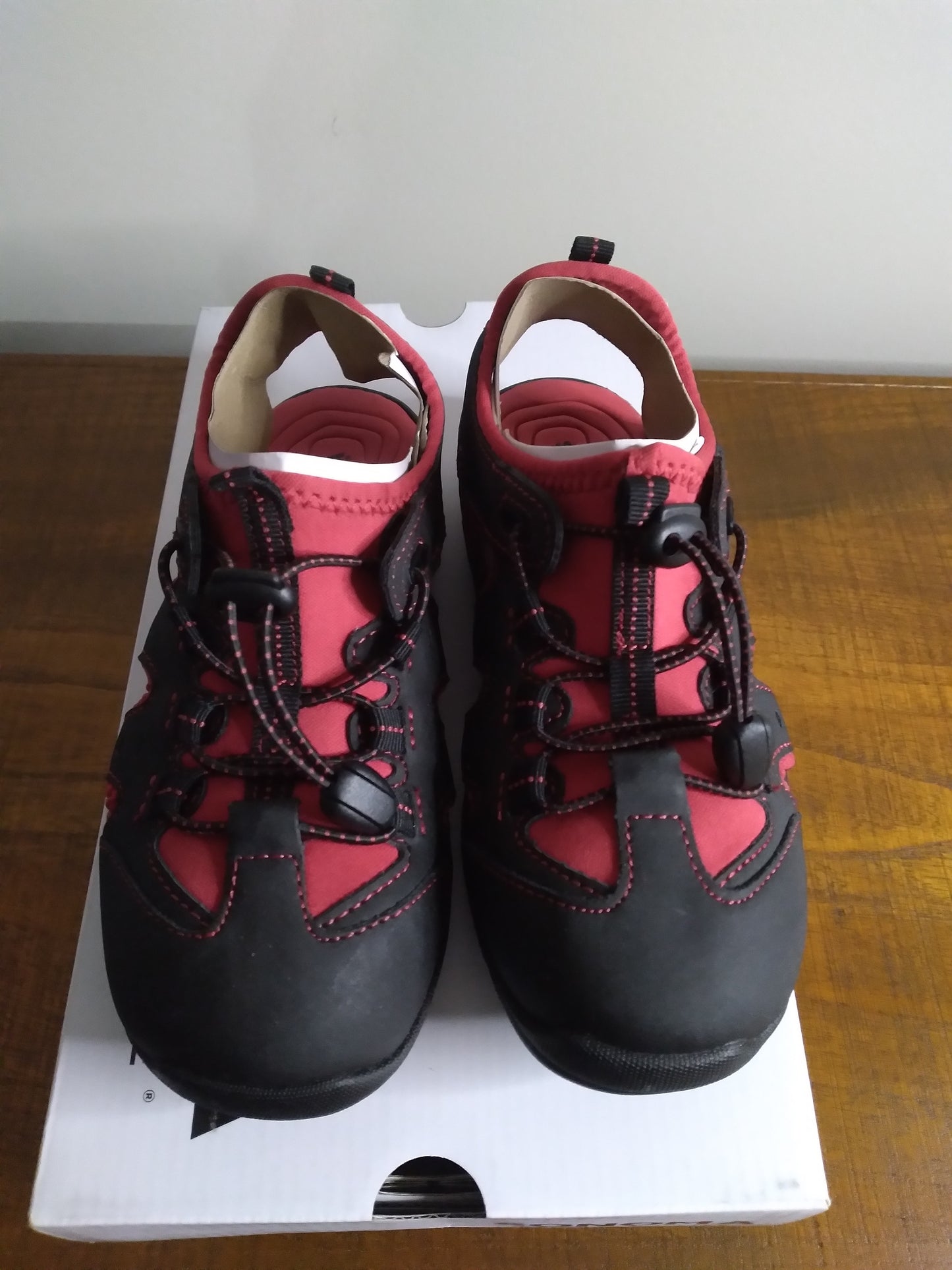 Bixtonn Shoe