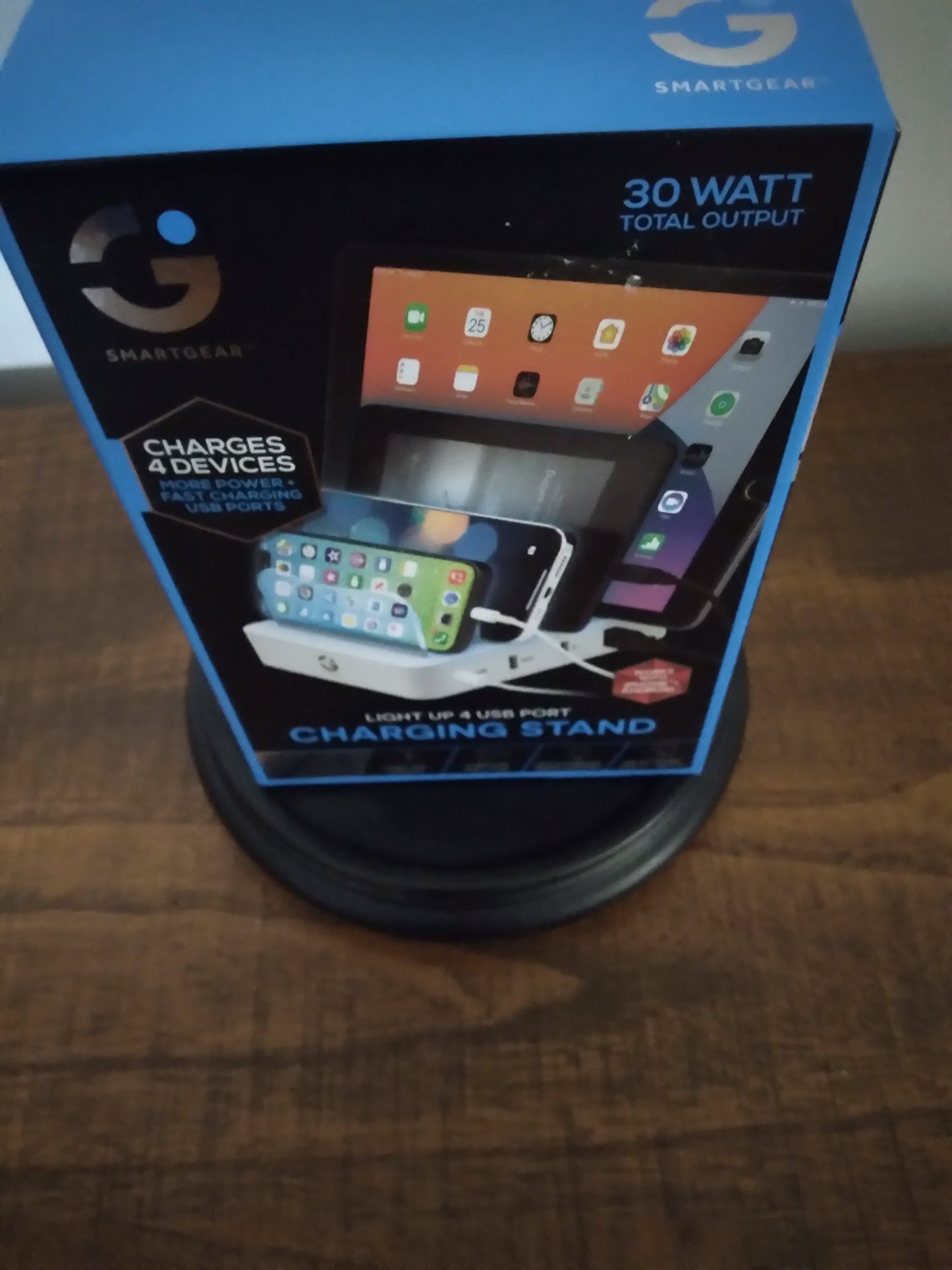 SmartGear Charging Stand