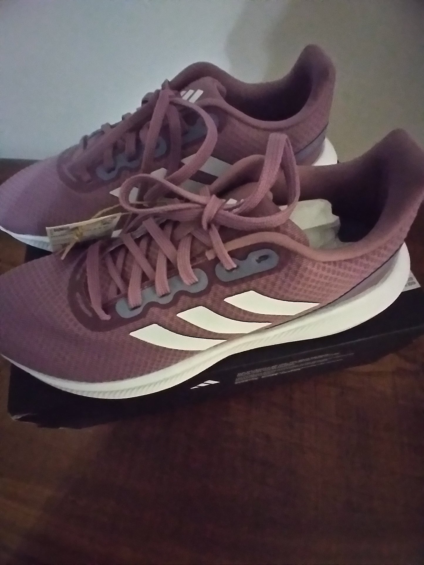 ADIDAS SNEAKERS