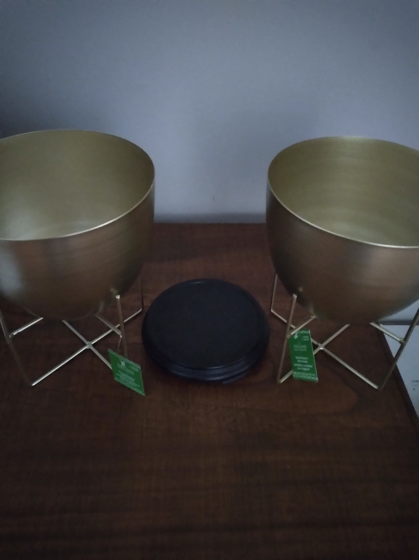 Metal Planter with stand