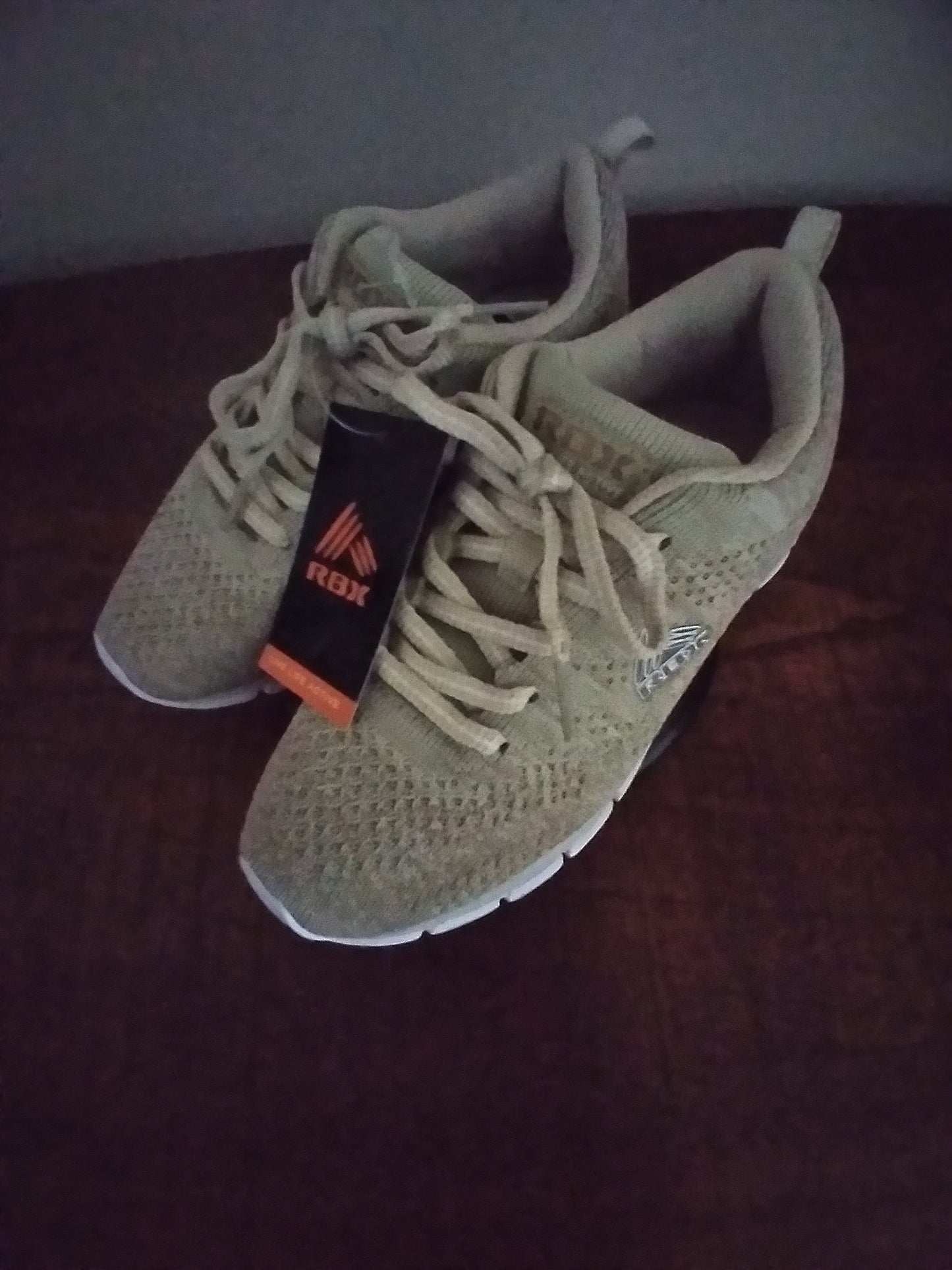 REEBOK KIDS TAN SNEAKERS