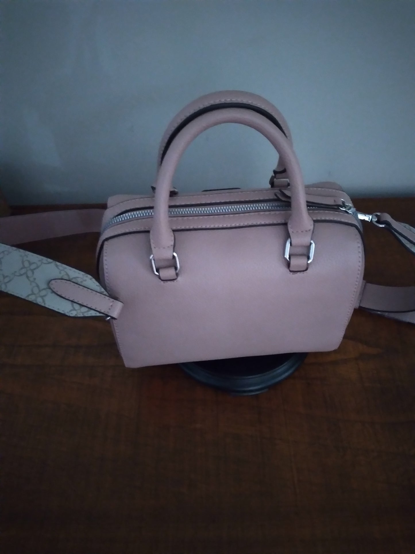 NINE WEST BAG/ CROSSBODY