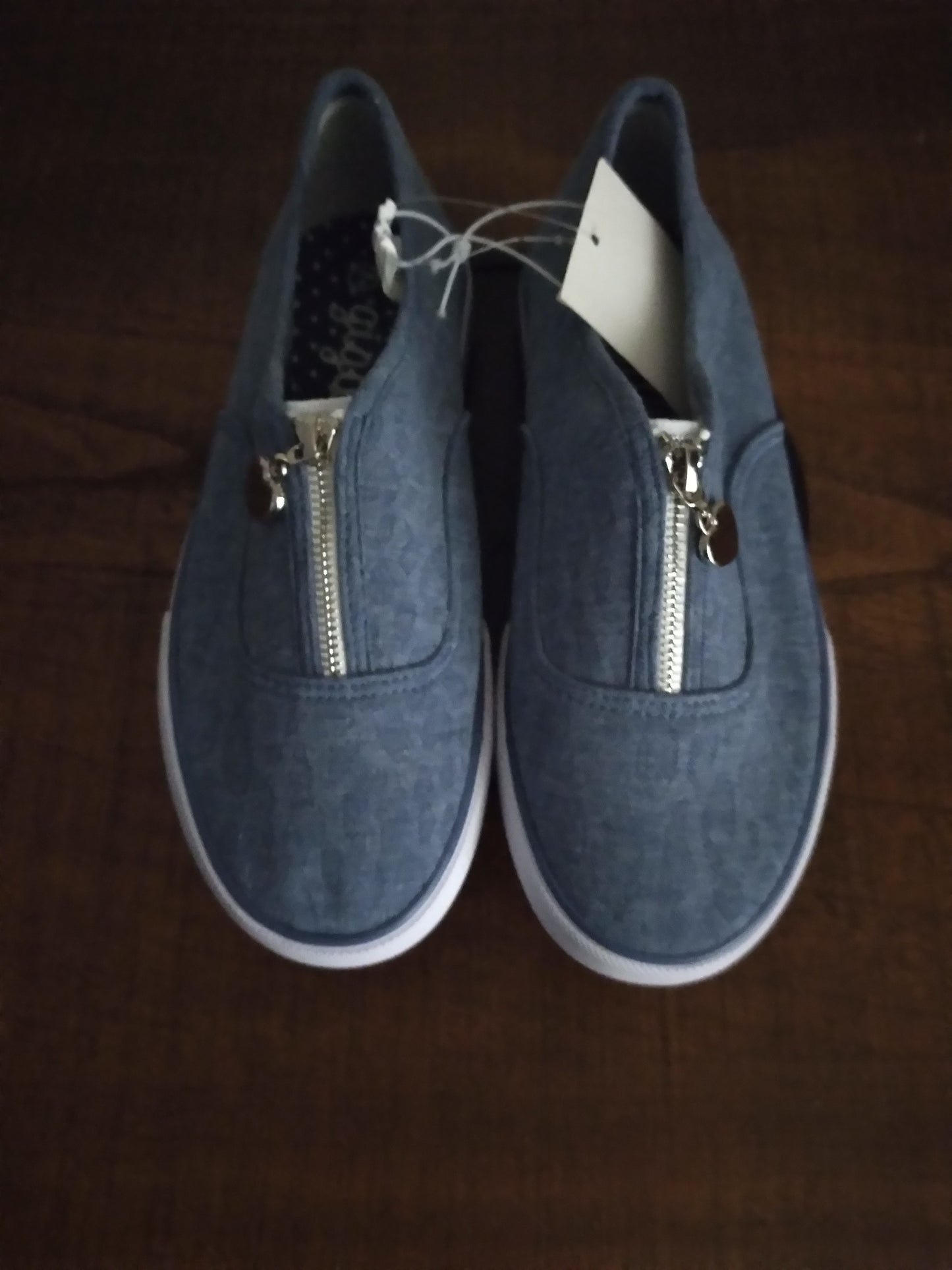 Jean slip on sneakers