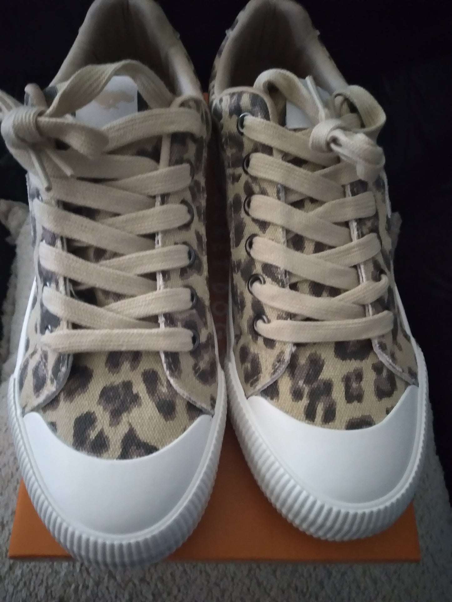 ROCKET DOG CHEERY SNEAKERS
