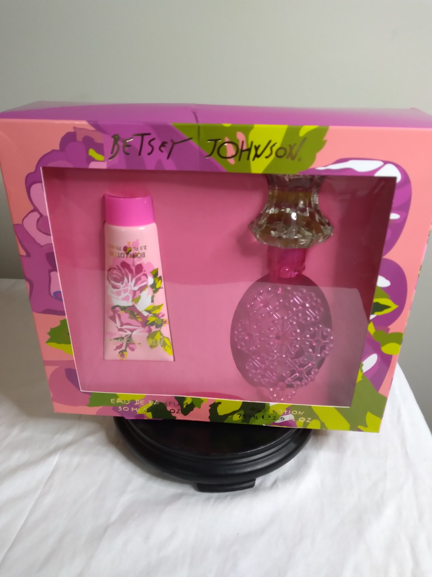 Betsey Johnson Gift Set