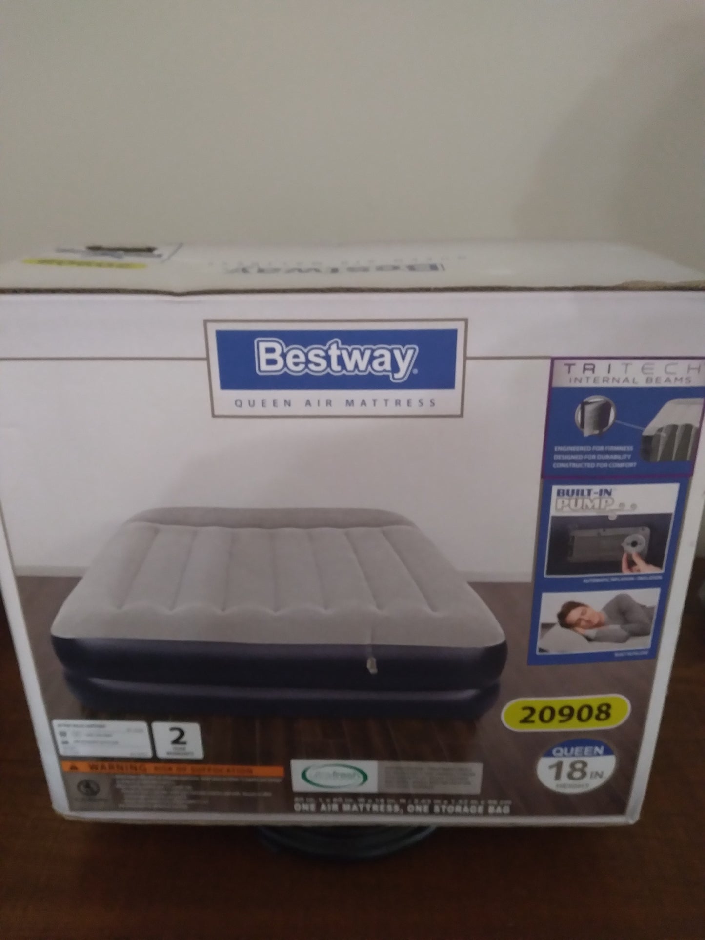 Bestway: Tritech Queen 18" Air Mattress