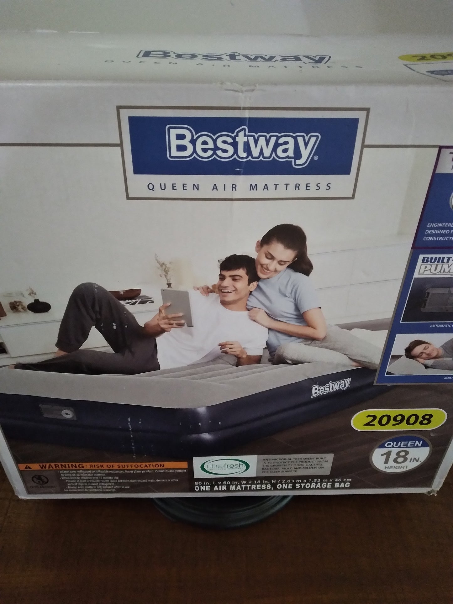 Bestway: Tritech Queen 18" Air Mattress