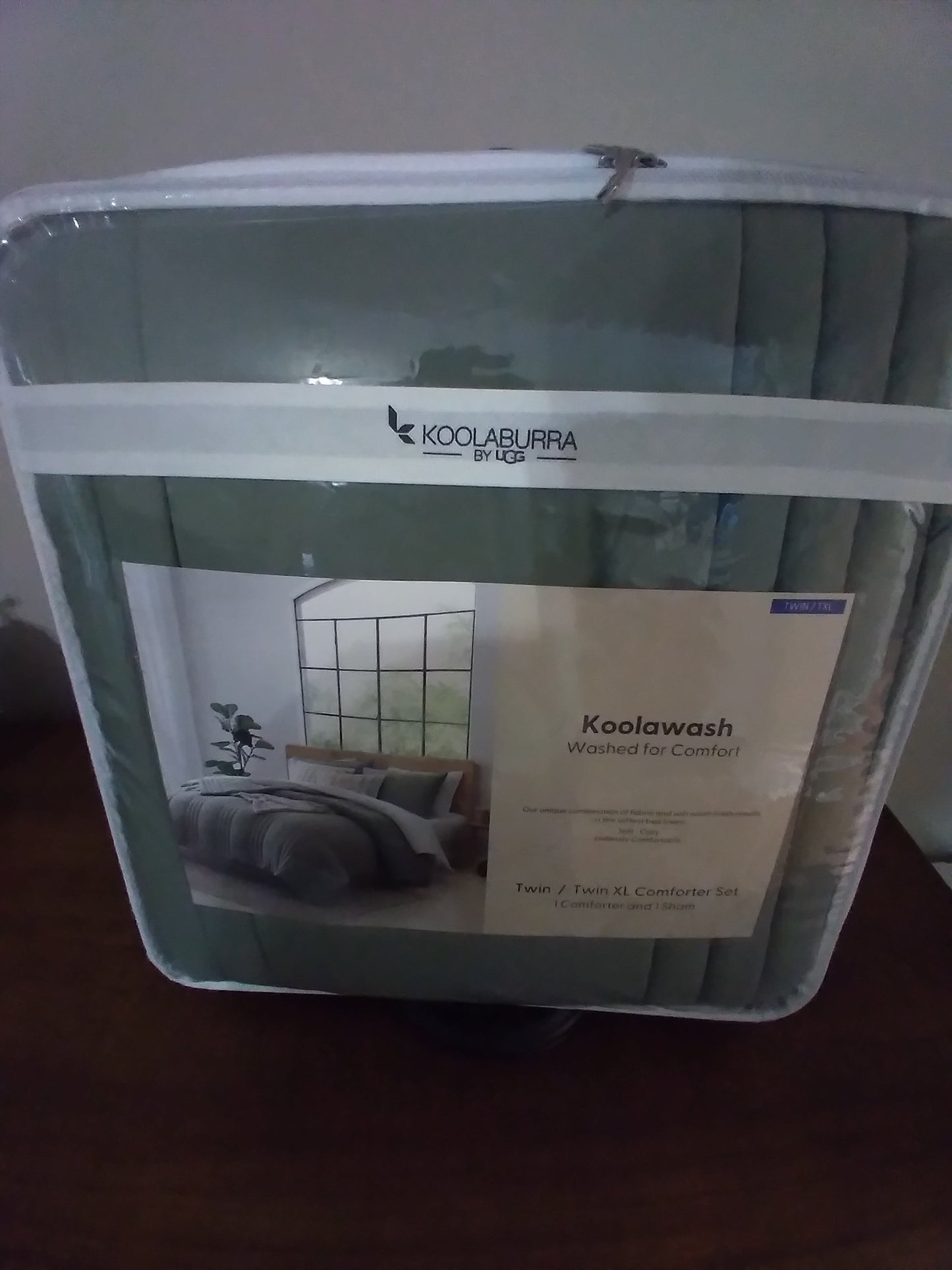 KOOKABURRA BY UGG  TWIN/ TWIN XL COMFORTER SET