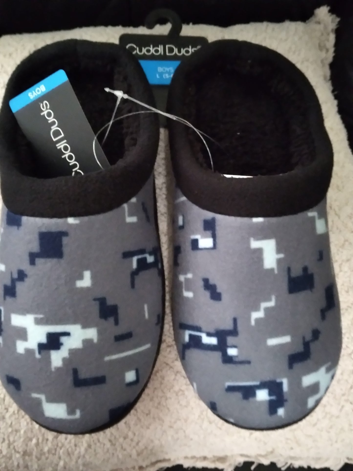 Cuddl Duds boys Slippers
